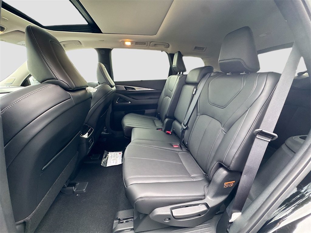 2026 Infiniti QX60 Luxe photo 26