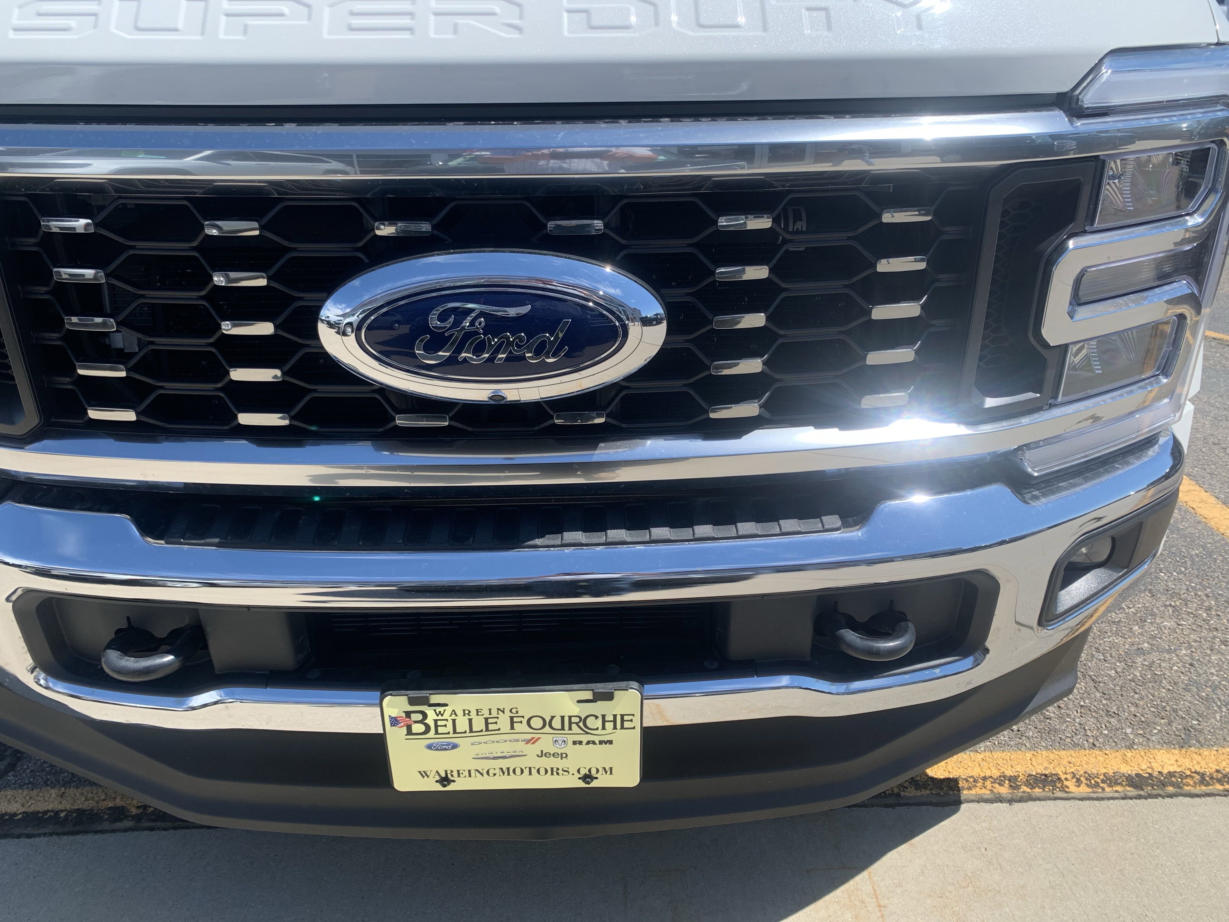 2024 Ford F-450 Lariat photo 4