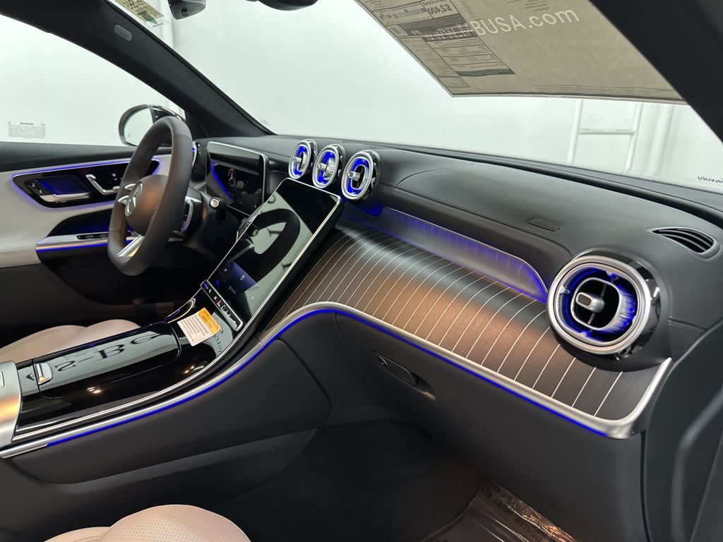 2026 Mercedes Benz GLC 300 4MATIC photo 24