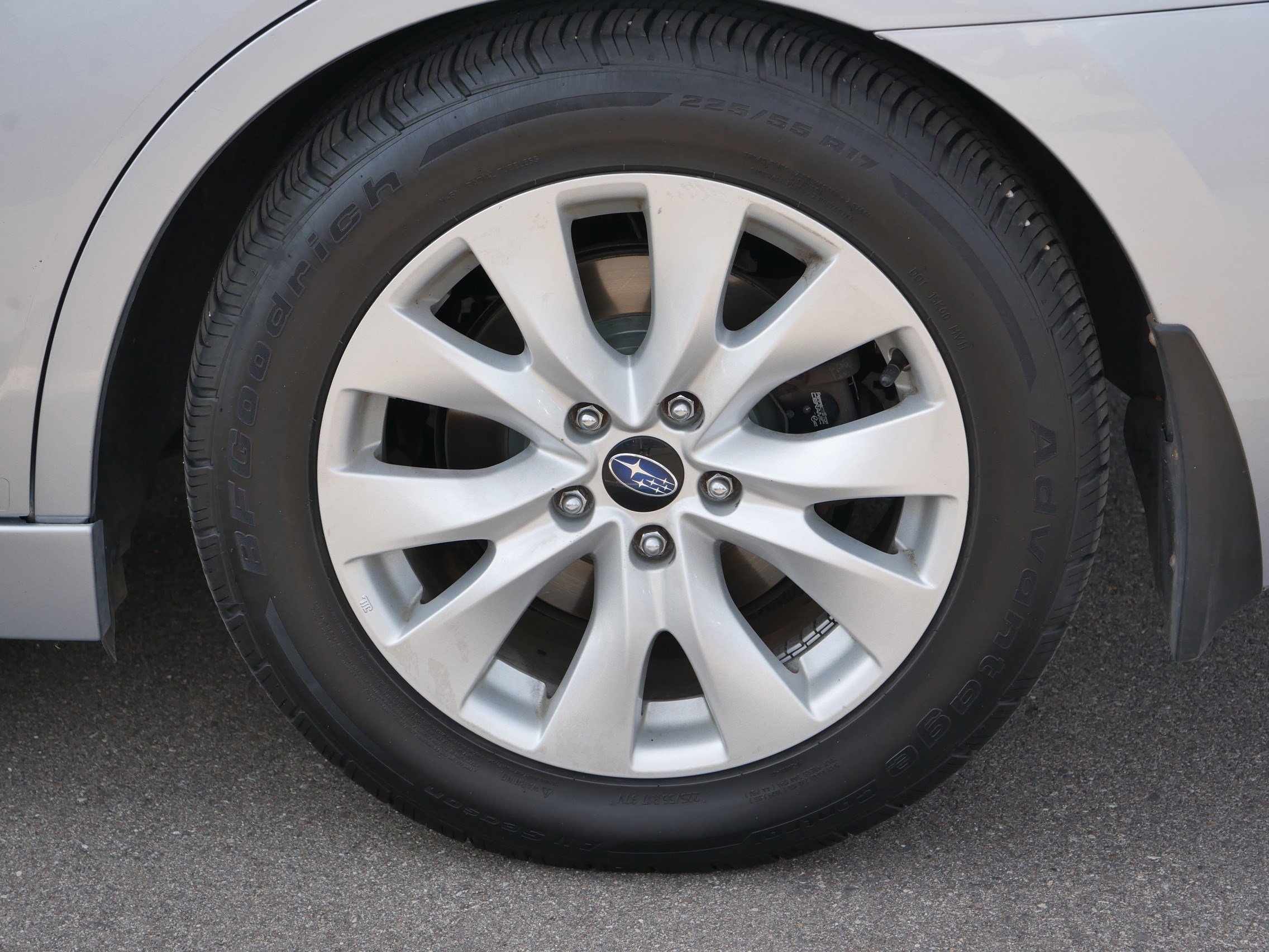 2015 Subaru Legacy 2.5i Premium photo 15