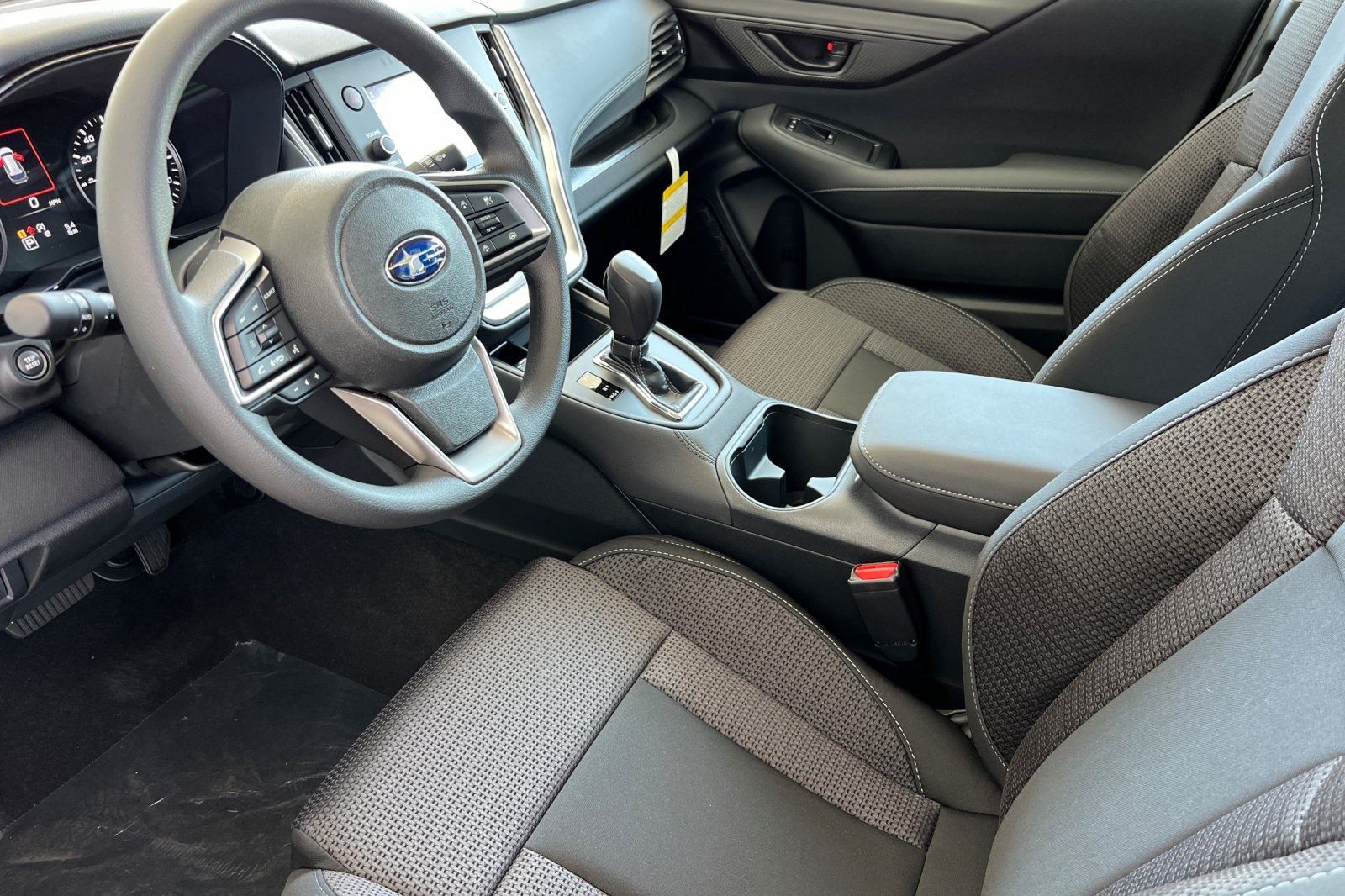 2025 Subaru Outback Base photo 35
