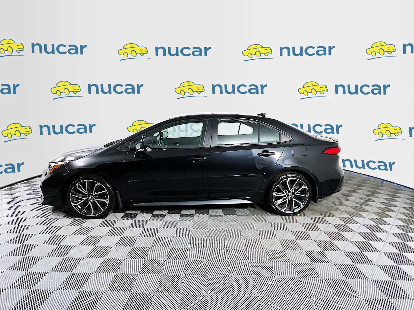 2021 Toyota Corolla SE photo 4
