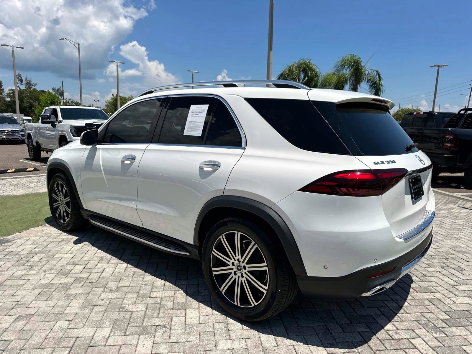 2024 Mercedes Benz GLE 350 photo 4