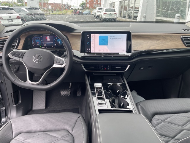 2025 Volkswagen Atlas SE Technology photo 16