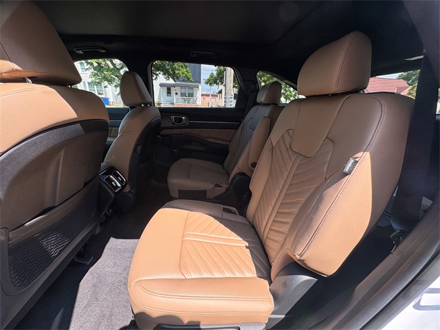2025 Kia Sorento X-Line SX Prestige photo 17