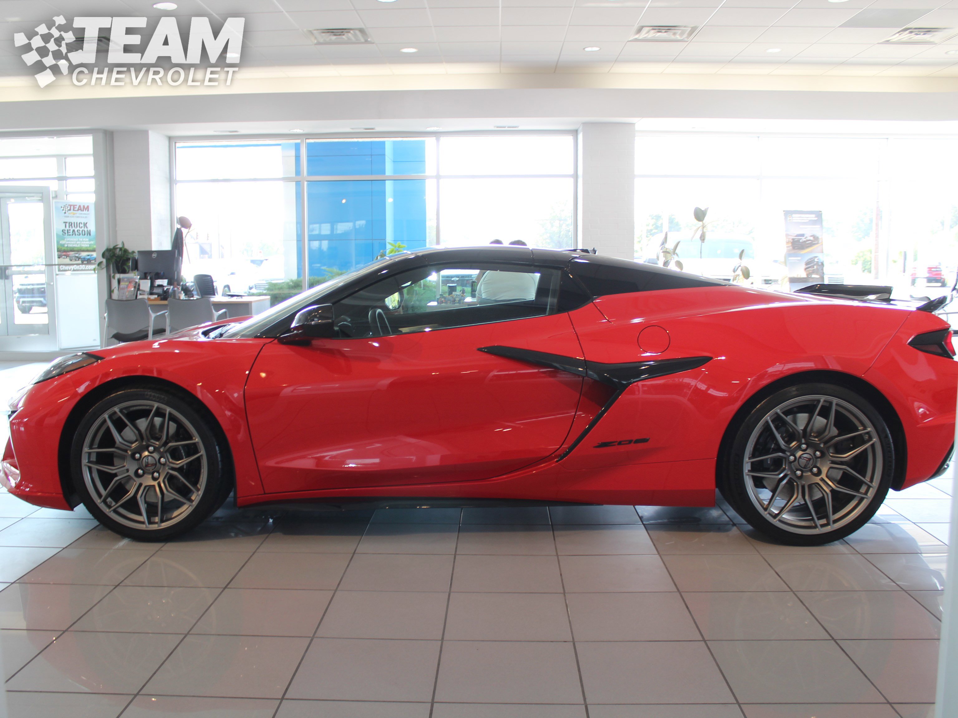 2025 Chevrolet Corvette Z06 2LZ photo 7