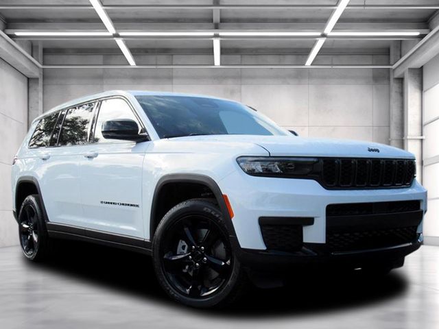 2025 Jeep Grand Cherokee L Altitude's photo