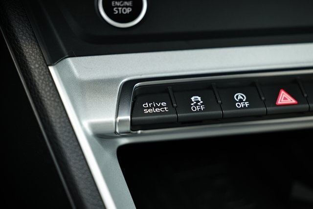 2024 Audi Q3 Premium Plus S line photo 33