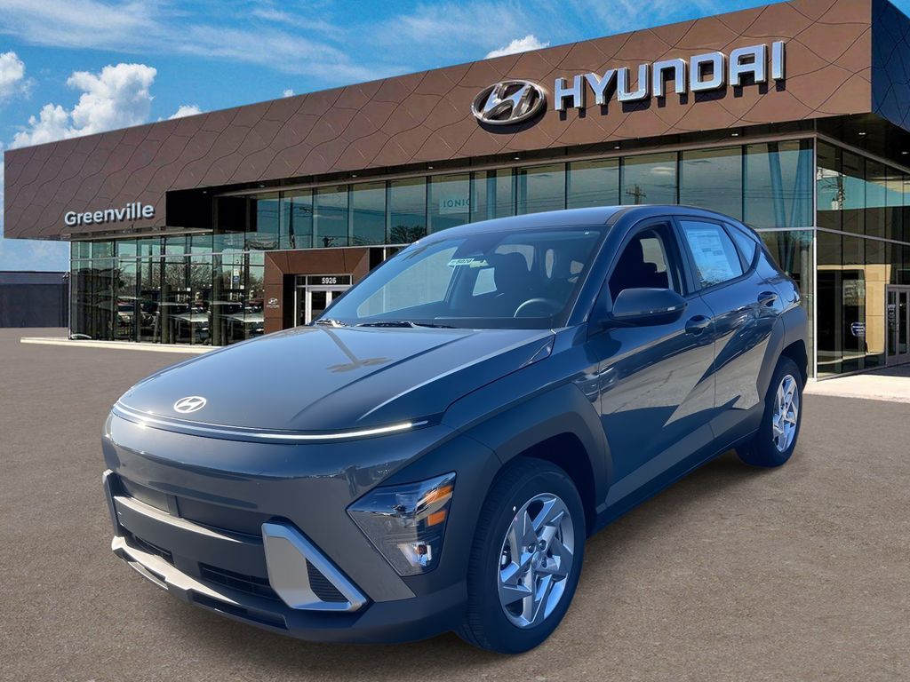 2026 Hyundai Kona SE photo 2