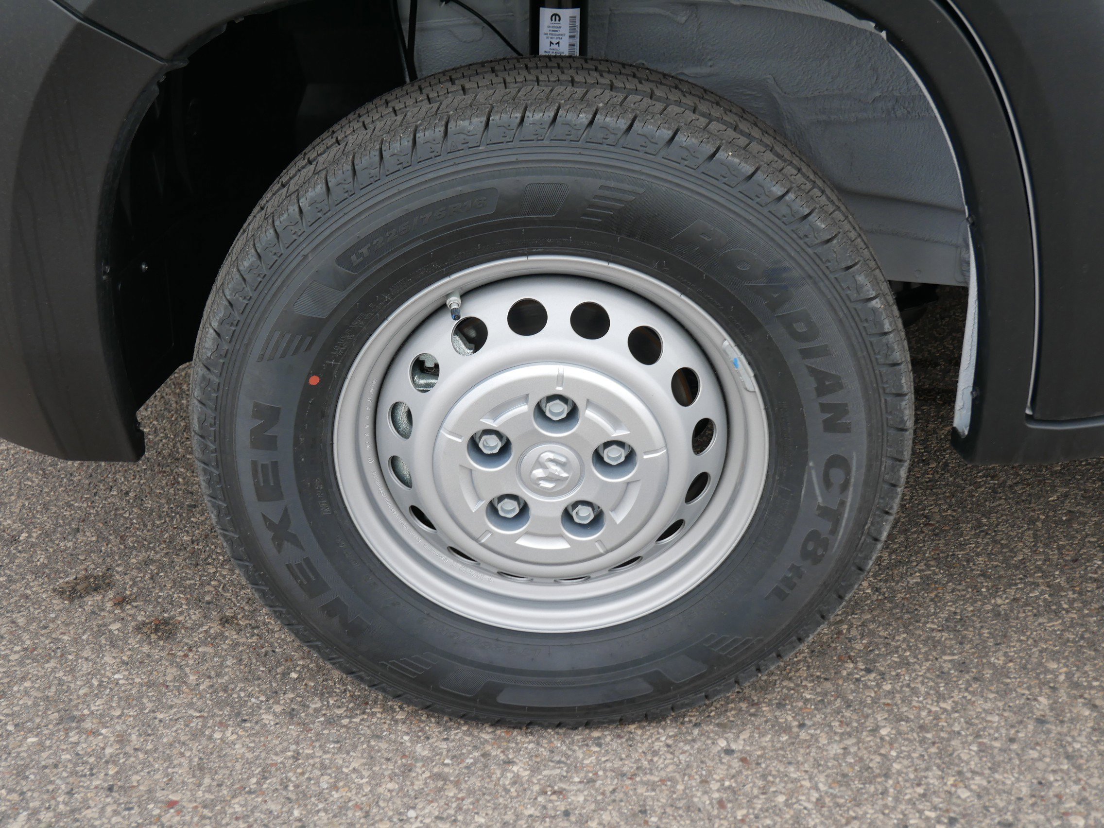 2025 Ram ProMaster 2500 photo 6