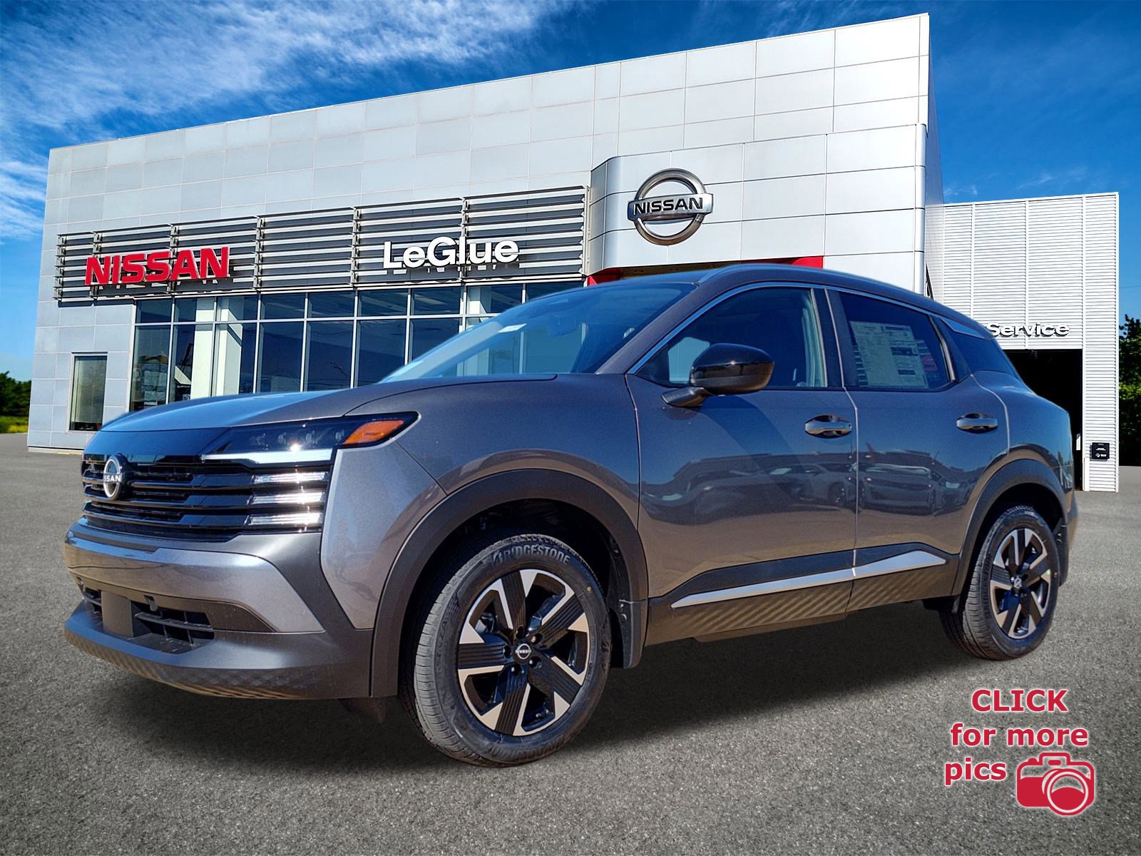 2026 Nissan KICKS SV's photo