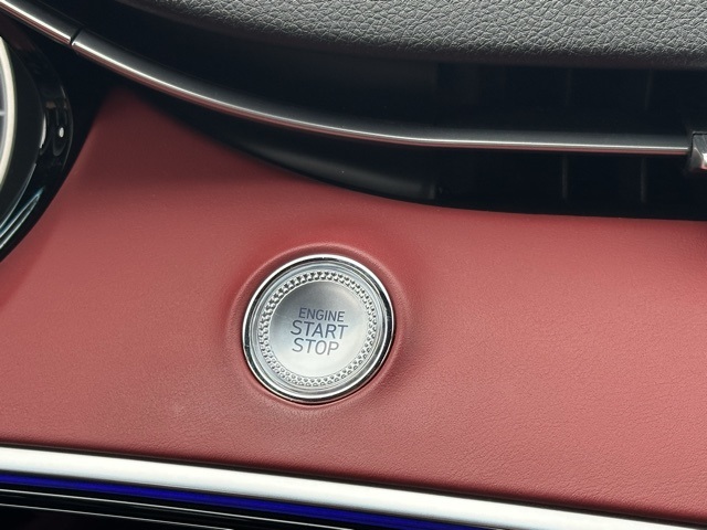 2023 Genesis GV70 3.5T Sport photo 15