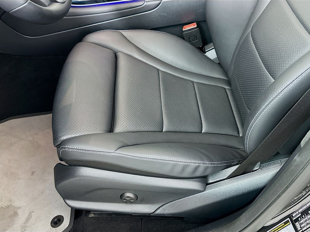 2022 Mercedes Benz GLC 300 4MATIC photo 19