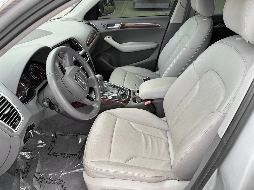 2012 Audi Q5 3.2 Premium Plus photo 11