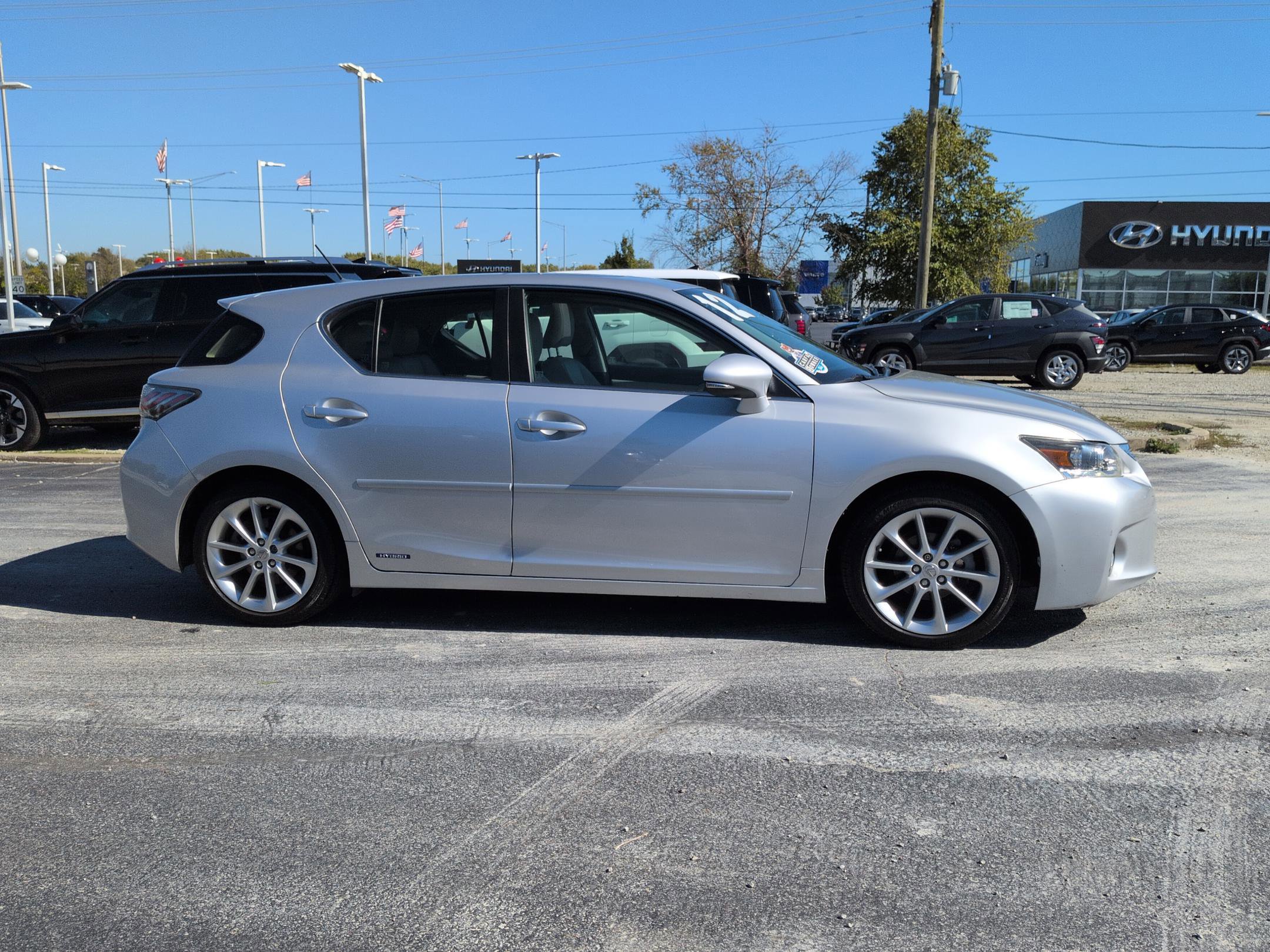 2012 Lexus CT 200h photo 2