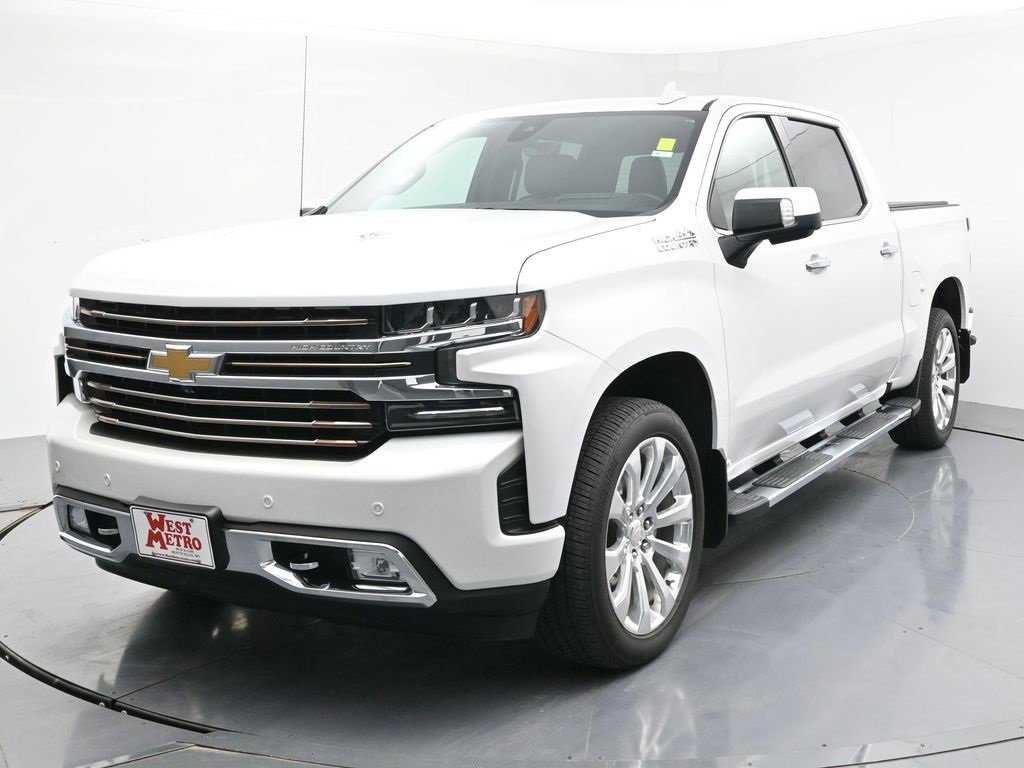 Used 2020 Chevrolet Silverado 1500 High Country with VIN 3GCUYHEL2LG319394 for sale in Monticello, Minnesota