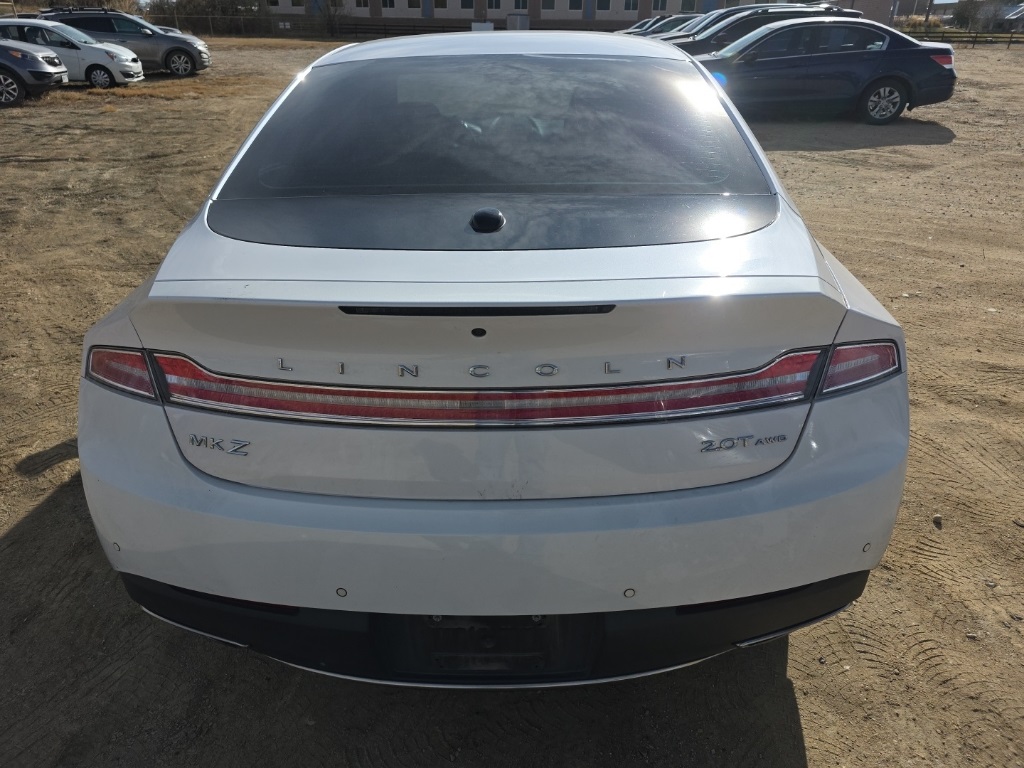 2017 Lincoln MKZ Reserve photo 4