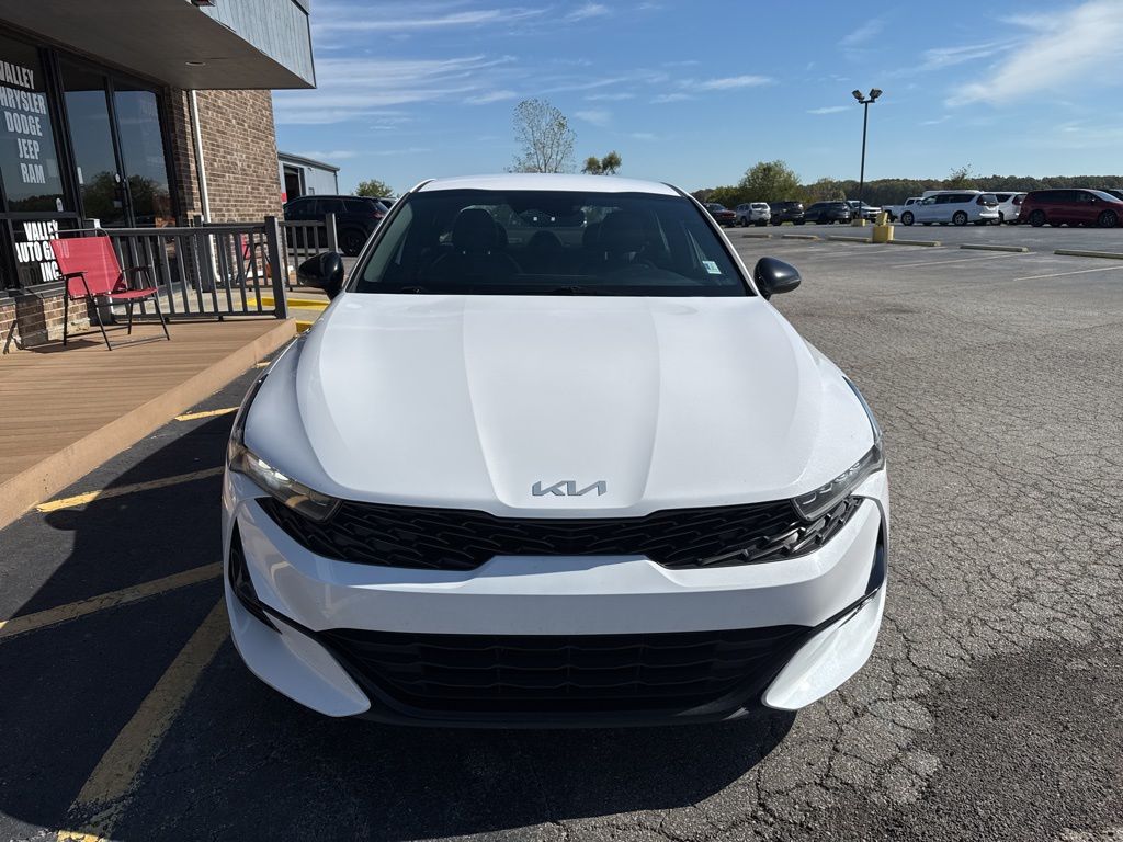 2022 Kia K5 GT-Line photo 3