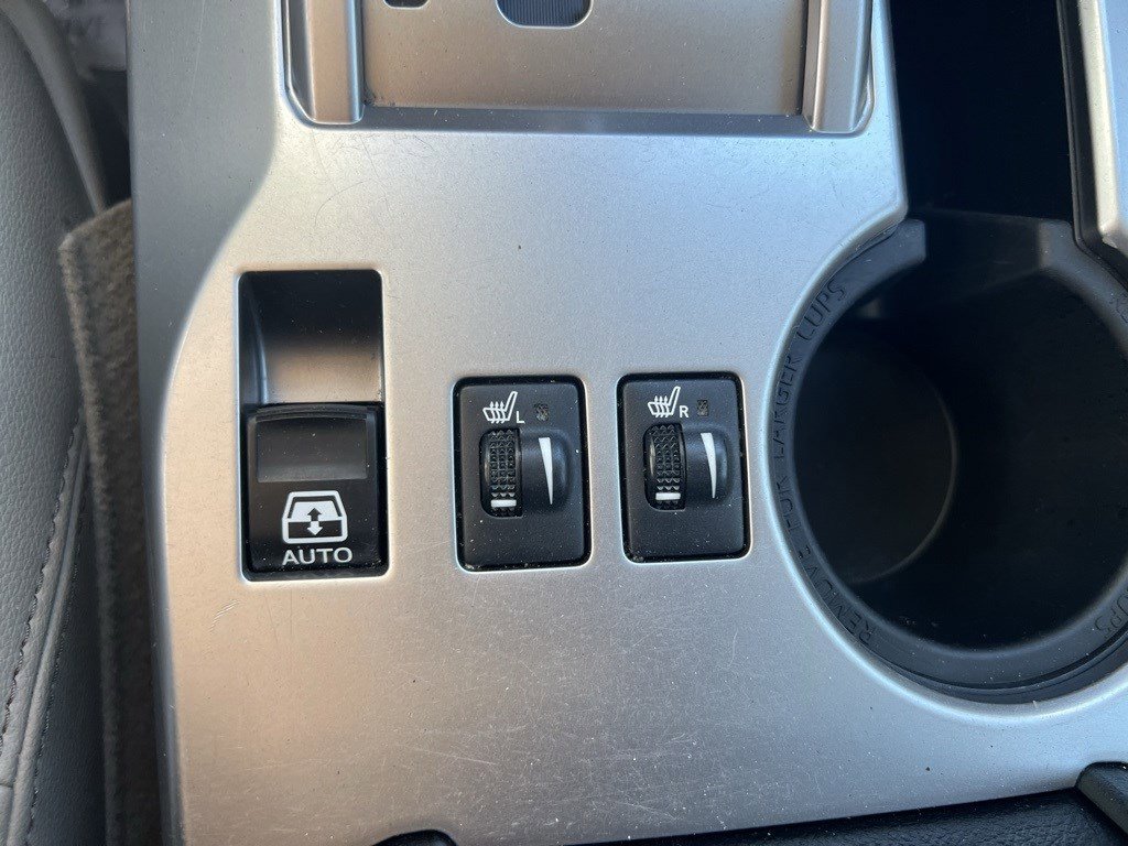 2021 Toyota 4Runner SR5 Premium photo 16