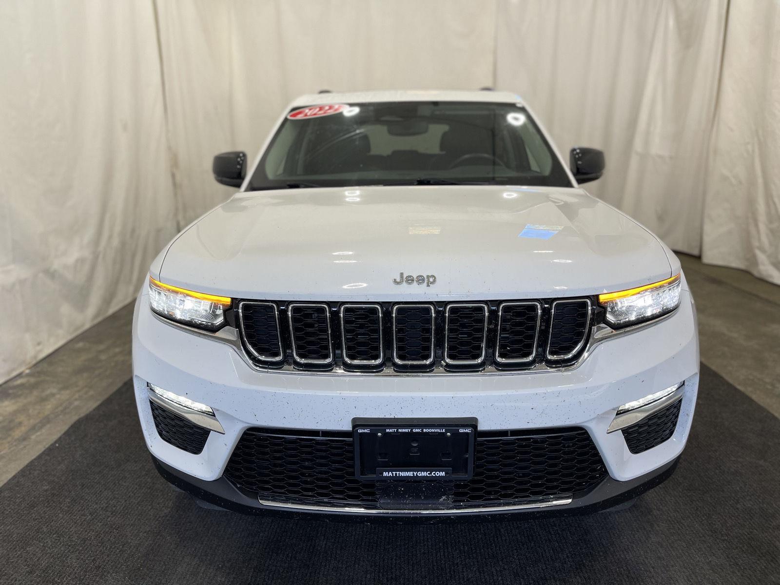 2022 Jeep Grand Cherokee Limited photo 2