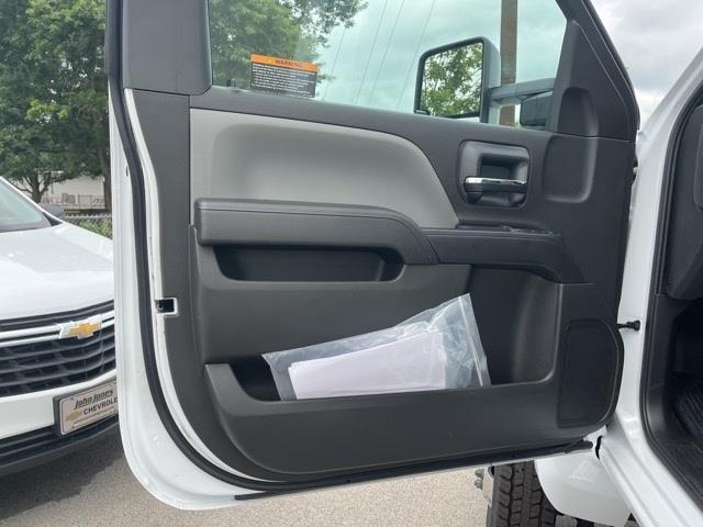 2024 Chevrolet Silverado 5500HD Work Truck photo 15