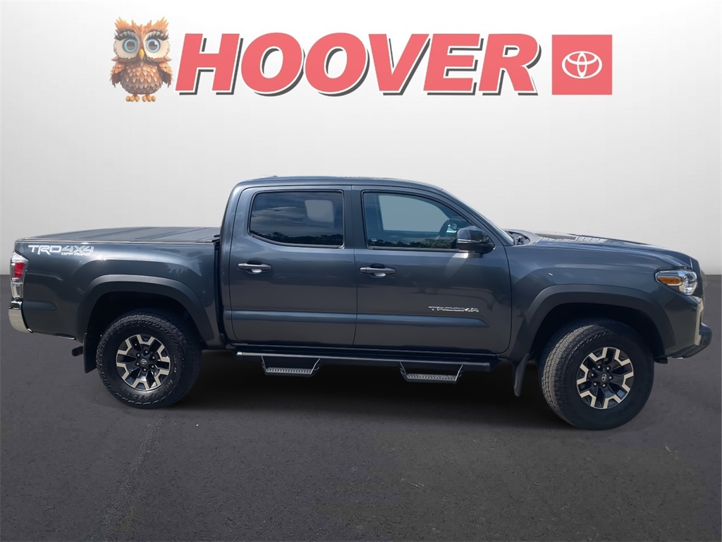 2023 Toyota Tacoma TRD Off-Road photo 2