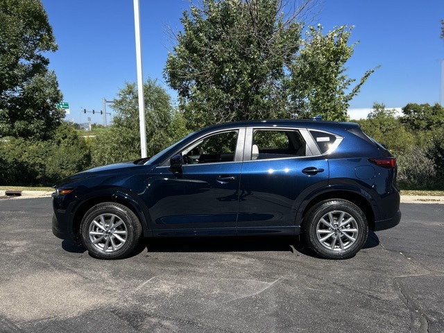 2025 Mazda CX-5 2.5 S Preferred photo 2