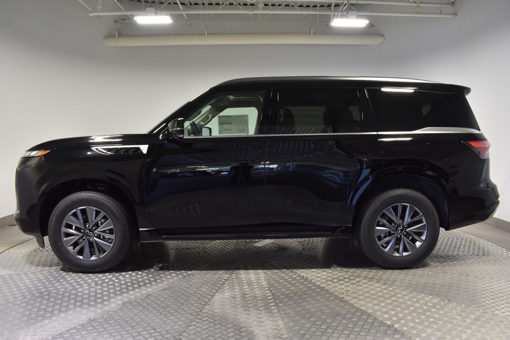 2026 Infiniti QX80 Pure photo 2
