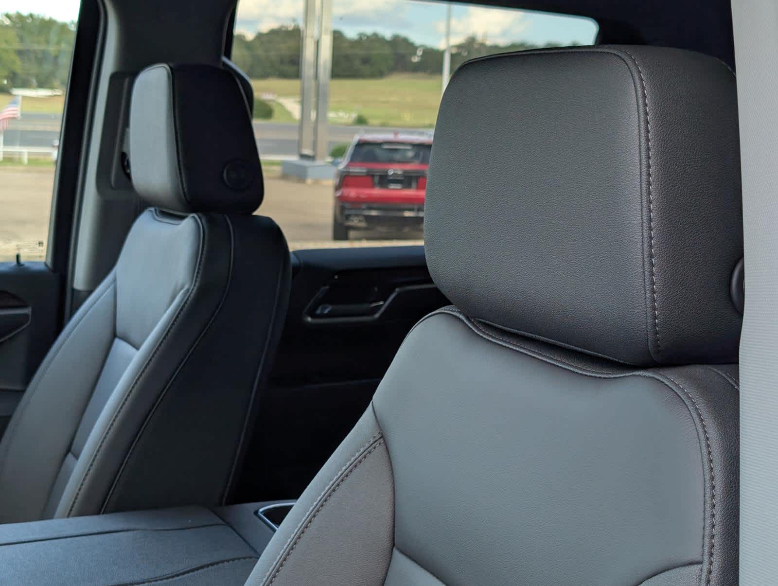 2026 Chevrolet Silverado 1500 LT photo 8