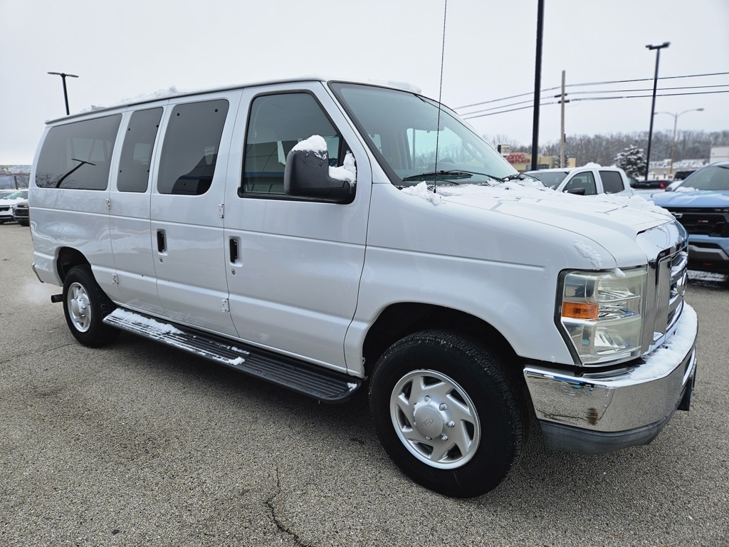 2010 Ford E-Series Econoline Wagon XLT