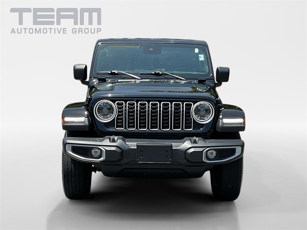 2024 Jeep Wrangler Sahara photo 2