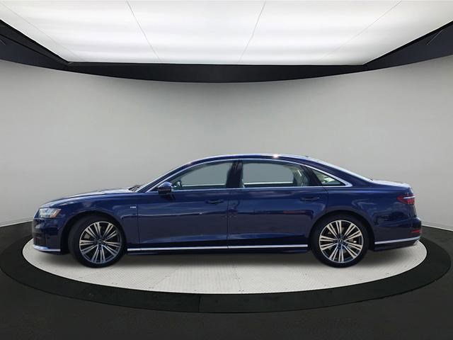 2021 Audi A8 L 60 TFSI Quattro photo 4