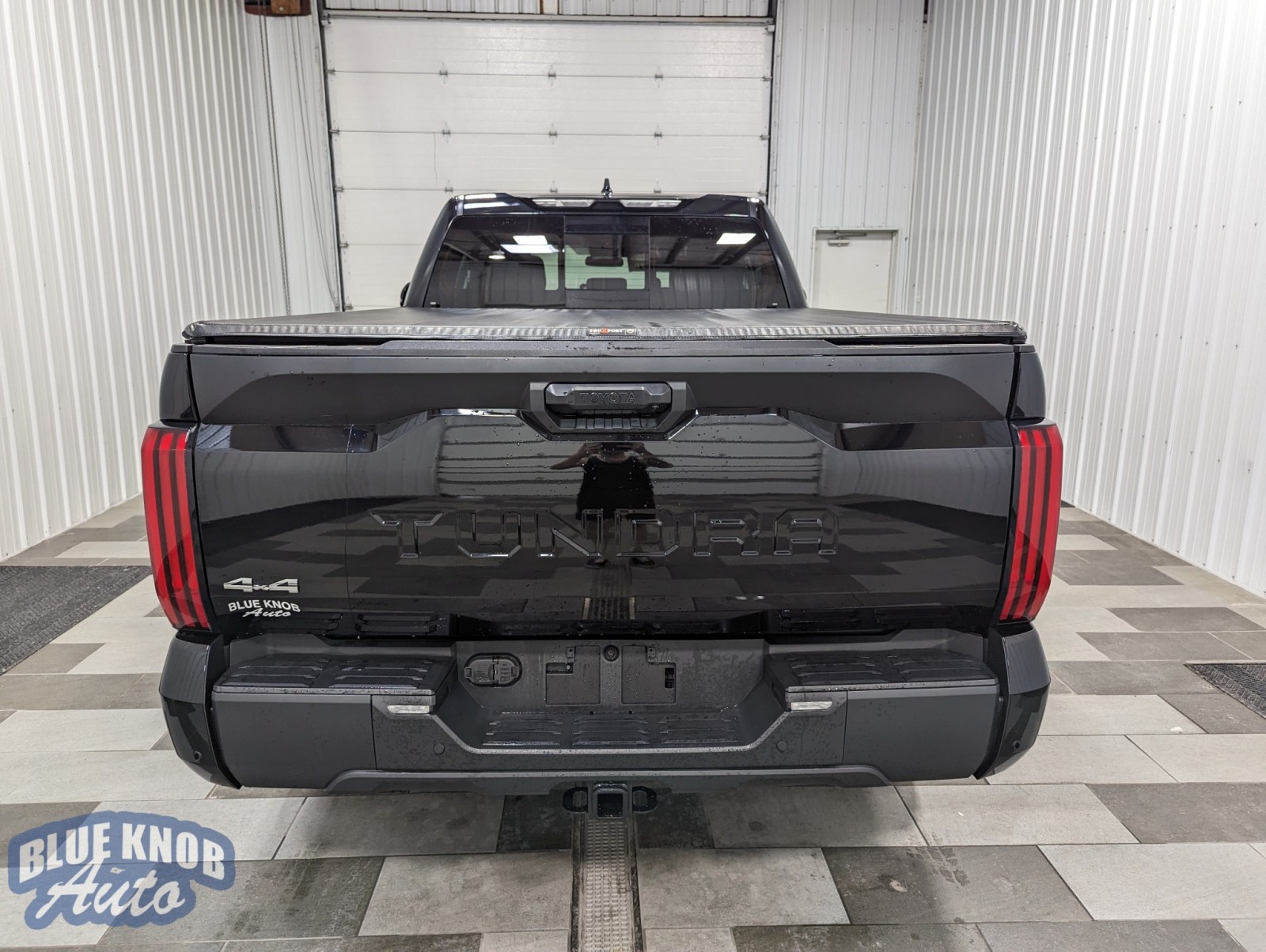 2022 Toyota Tundra SR5 photo 4