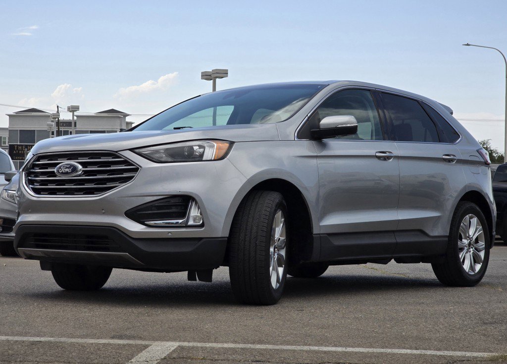 2024 Ford Edge Titanium photo 14
