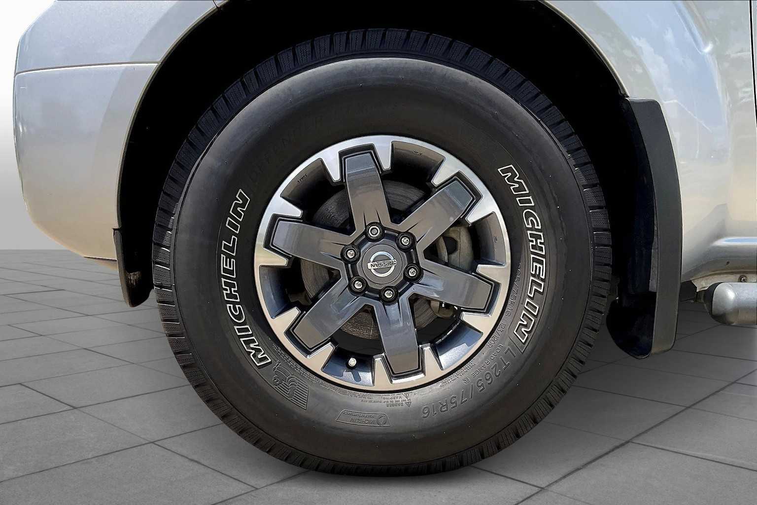 2021 Nissan Frontier PRO-4X photo 23