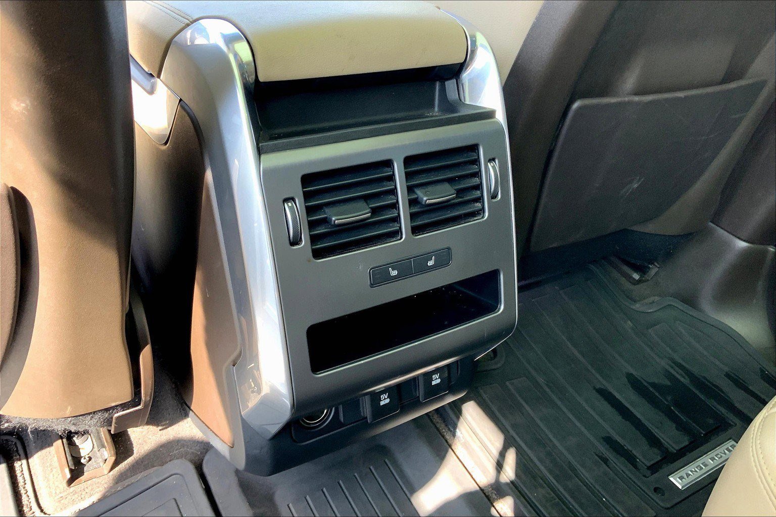 2021 Land Rover Range Rover Sport SE photo 28