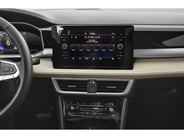 2025 Volkswagen Taos SE photo 9