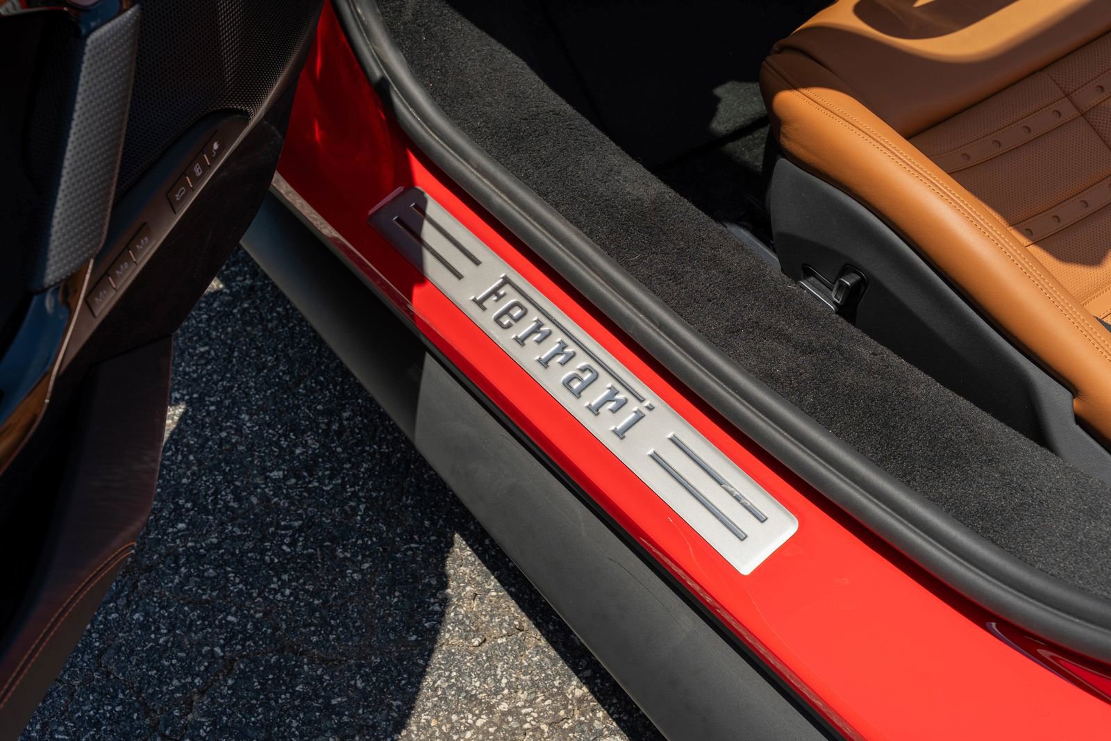 2024 Ferrari 296 GTS Base photo 29