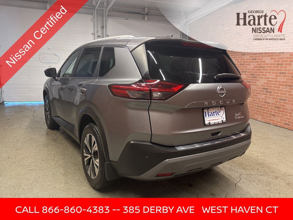 2022 Nissan Rogue SV photo 4