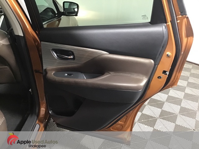 2015 Nissan Murano SL photo 17