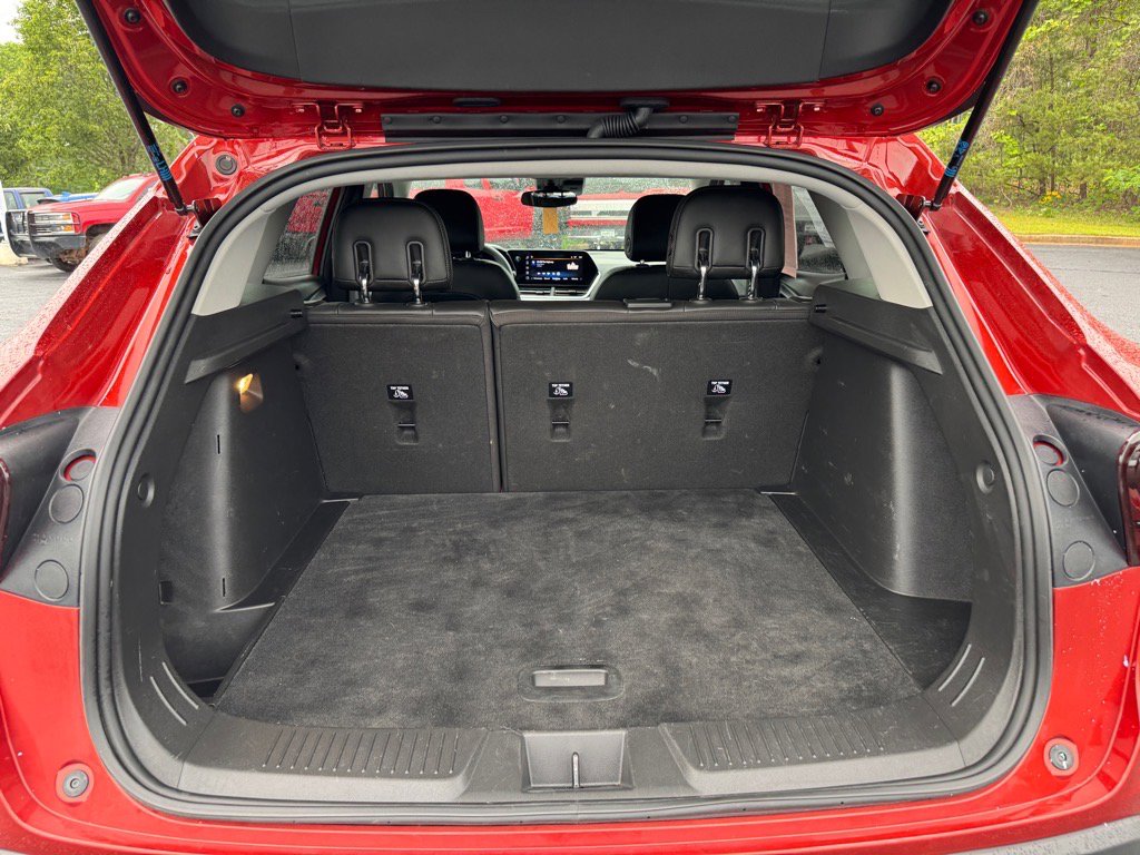 2024 Chevrolet Trax LT photo 10