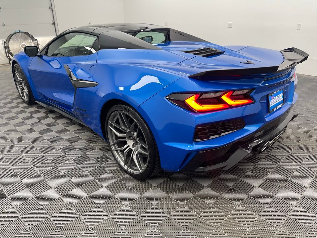 2025 Chevrolet Corvette Z06 1LZ photo 10