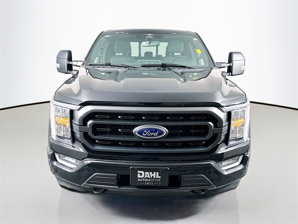 2023 Ford F-150 XLT photo 2