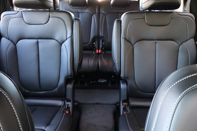2025 Jeep Grand Cherokee Limited photo 34