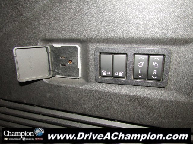 2021 Gmc Yukon AT4 photo 18