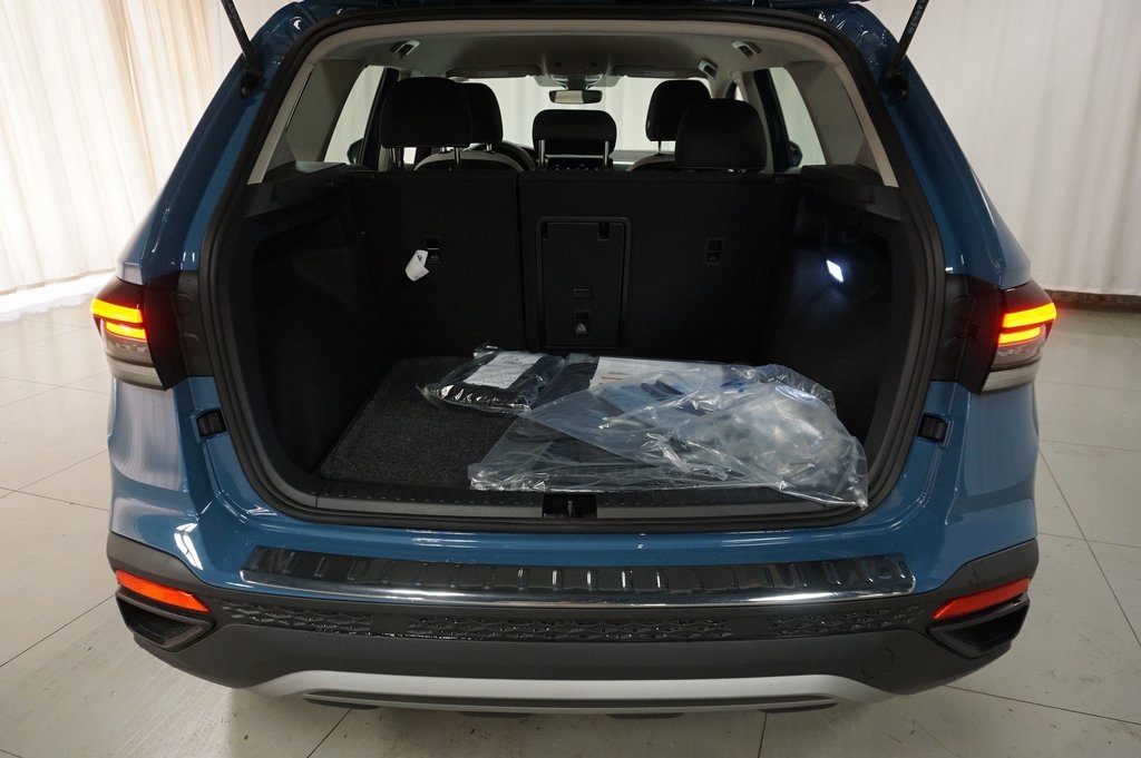 2025 Volkswagen Taos S photo 20