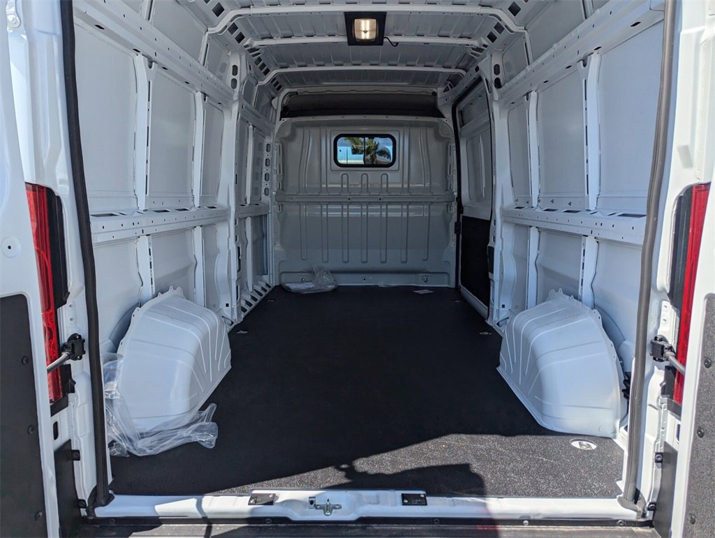 2025 Ram ProMaster 2500 photo 6