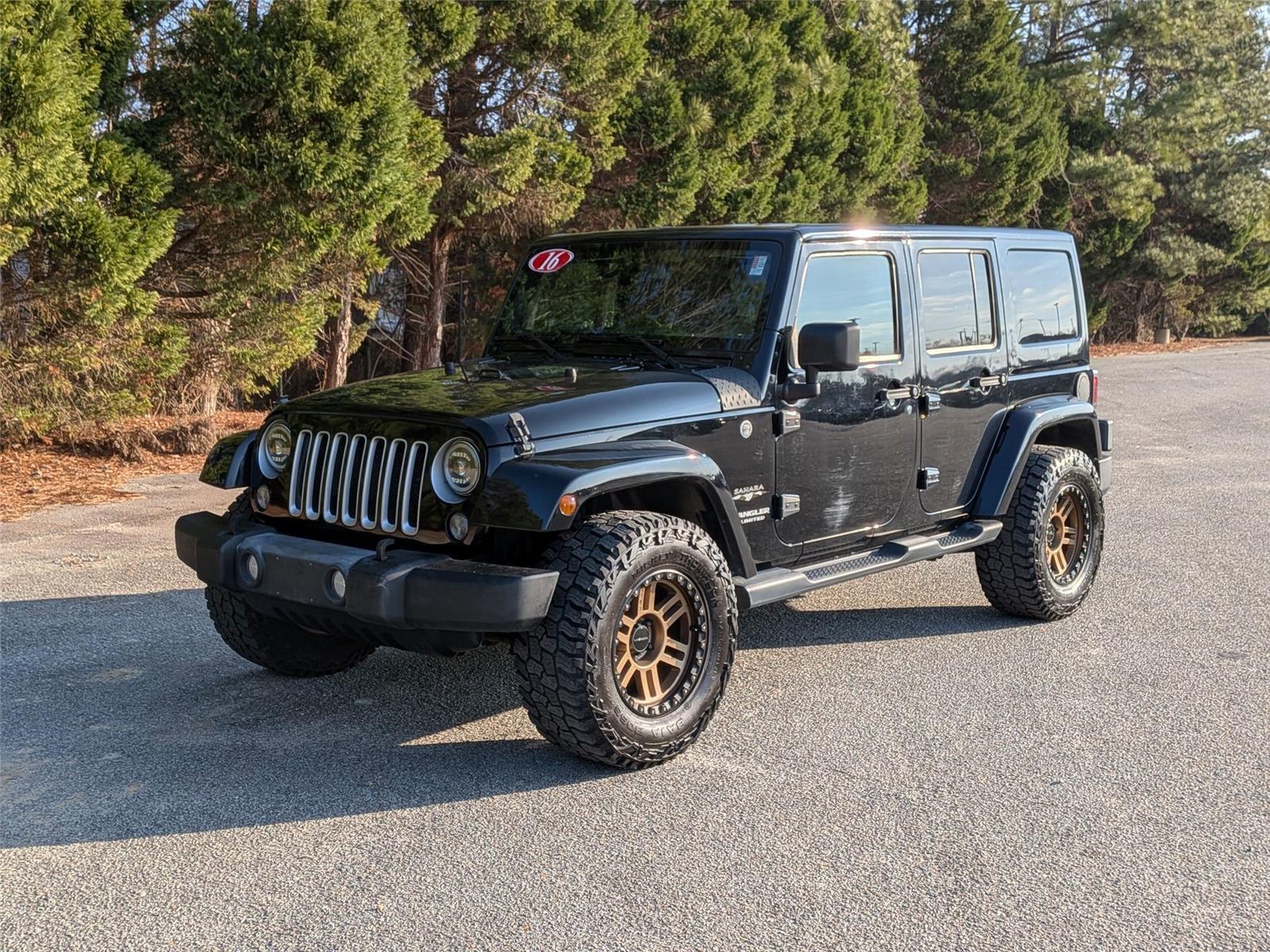2016 Jeep Wrangler Unlimited Sahara's photo
