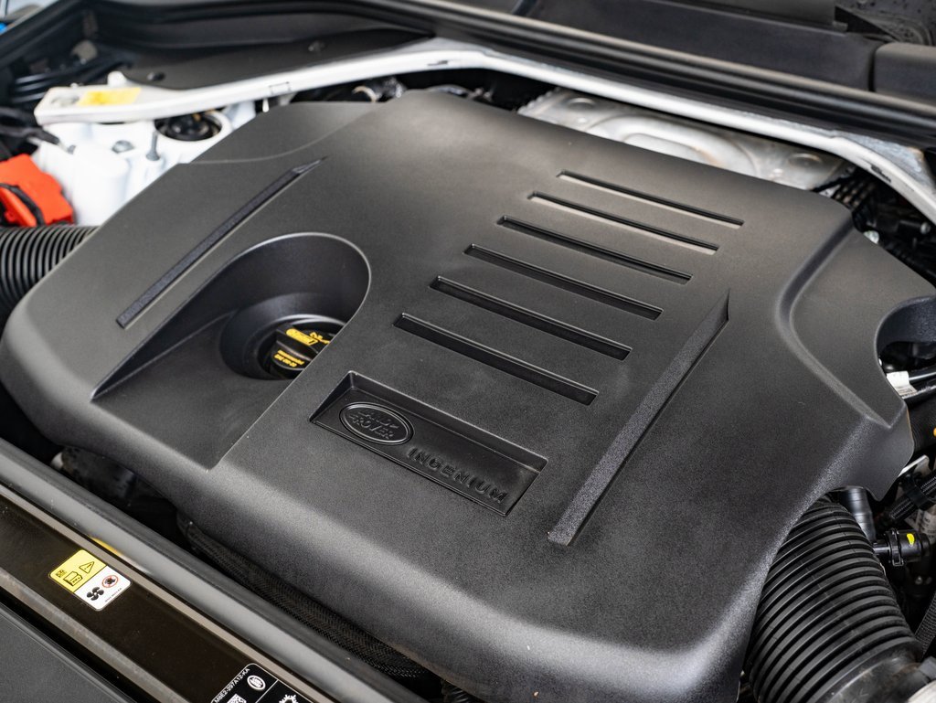 2022 Land Rover Range Rover SE photo 34