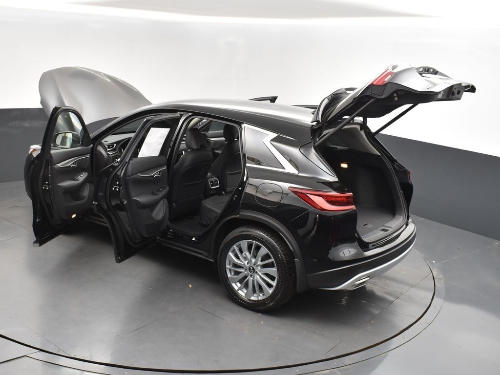 2025 Infiniti QX50 PURE AWD photo 2